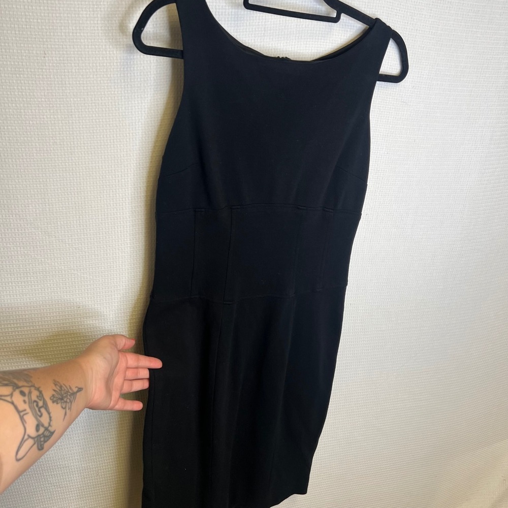 Cache Contour Collection Black Sleeveless Sheath Dress Size 12 Lined USA Made